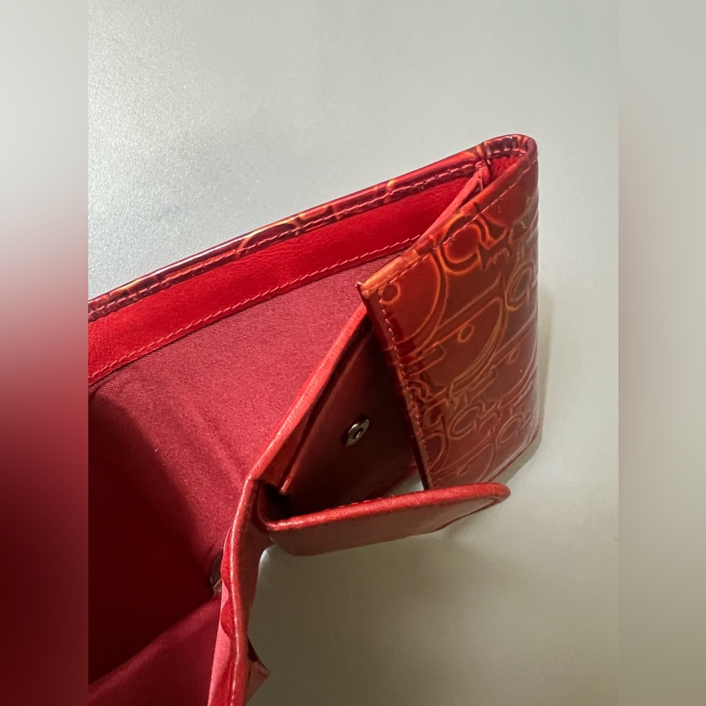 Dior Red Embossed Wallet - Picture 15 of 16